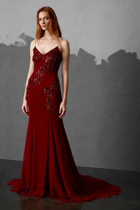 kırmızı kına elbisesi